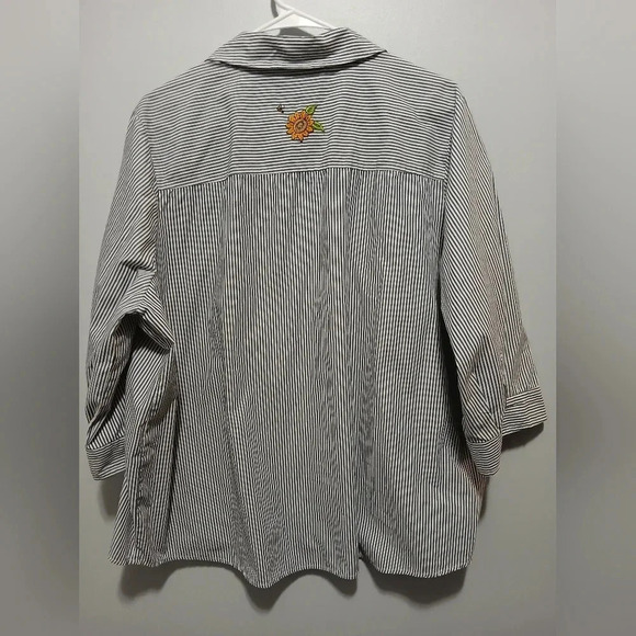 Breckenridge womens size 2X sunflowers embroidered button down shirt Grandmacore - Picture 2 of 8
